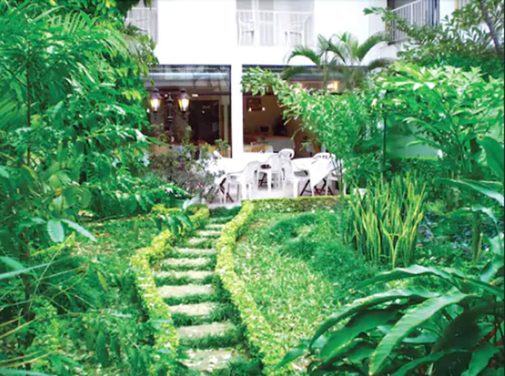 Hotel Palmas Del Sol Asunción Eksteriør billede